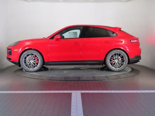 2025 Porsche Cayenne S