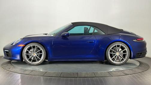 2024 Porsche 911 Carrera 4S Cabriolet