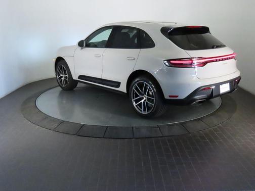 Chalk 2026 Porsche Macan Base