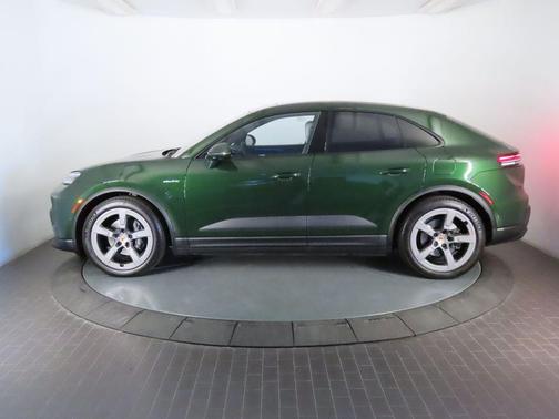 Green Metallic 2025 Porsche Macan 4