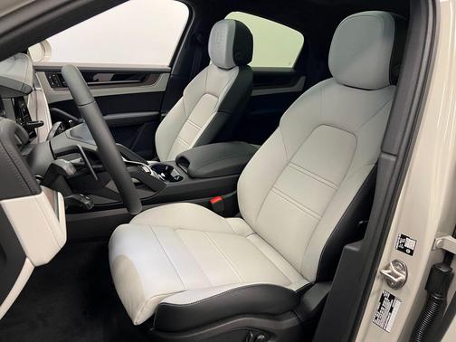 2026 Porsche Cayenne Cayenne E-Hybrid