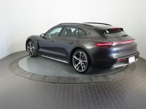 2024 Porsche Taycan 4