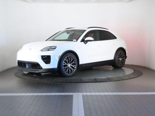 2025 Porsche Macan 4