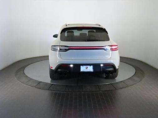 Chalk 2023 Porsche Macan S