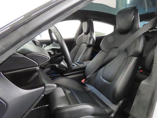 2024 Porsche Taycan GTS