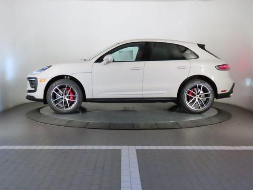 2026 Porsche Macan S