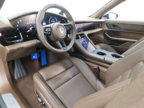 Oak Green Metallic 2026 Porsche Taycan 4S