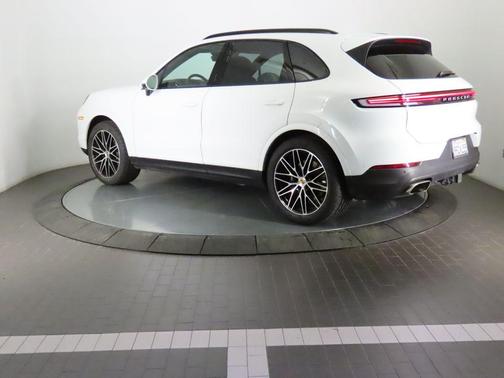 2025 Porsche Cayenne Cayenne