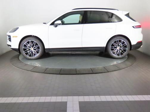 2025 Porsche Cayenne Cayenne