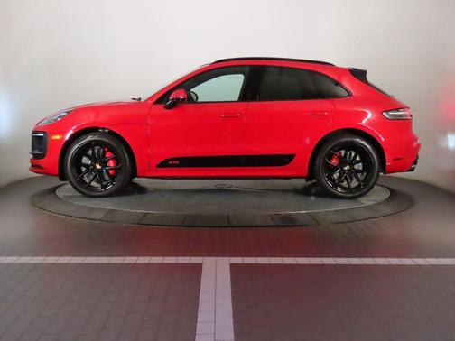 2022 Porsche Macan GTS