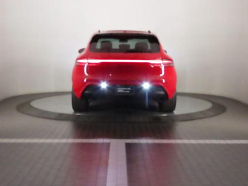 2022 Porsche Macan GTS