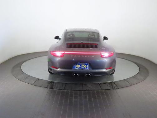 2017 Porsche 911 Carrera 4S