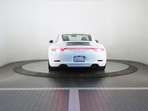 2016 Porsche 911 