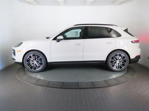 Chalk 2026 Porsche Cayenne Base