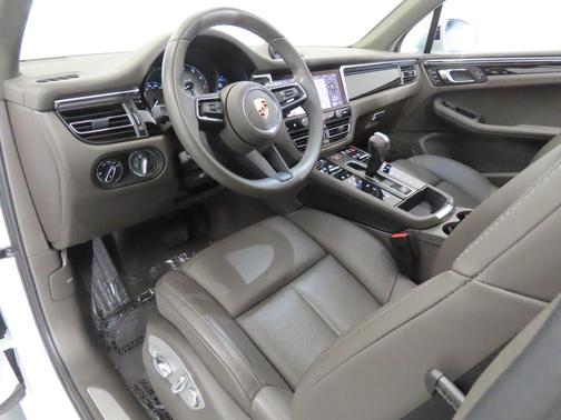 Carrara White 2023 Porsche Macan S