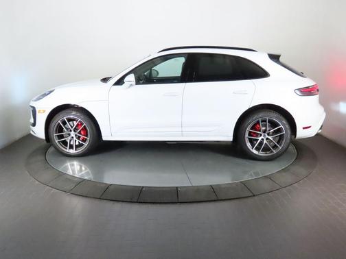Carrara White 2023 Porsche Macan S
