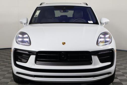 Carrara White 2023 Porsche Macan S