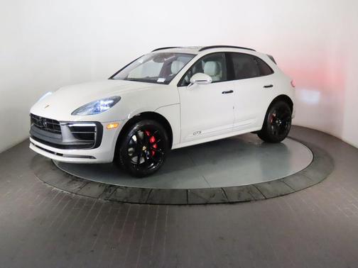 2026 Porsche Macan GTS