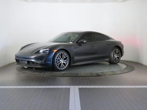 2023 Porsche Taycan 