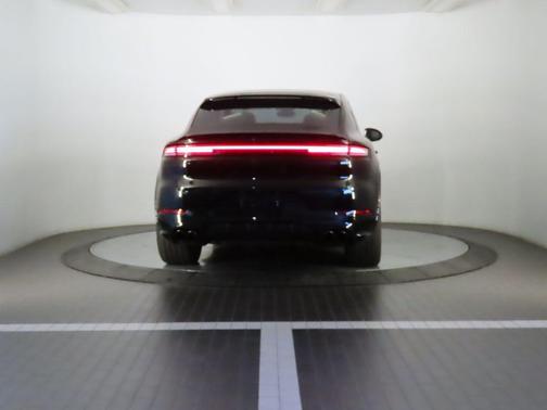 2025 Porsche Cayenne 