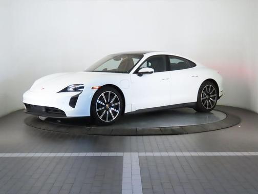 2023 Porsche Taycan 