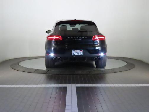 2018 Porsche Macan S