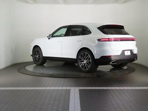 2025 Porsche Cayenne Cayenne
