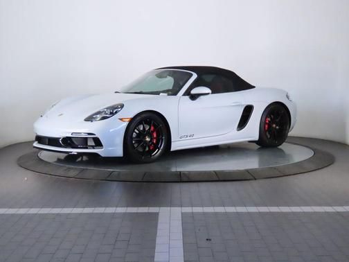 2025 Porsche 718 Boxster GTS 4.0