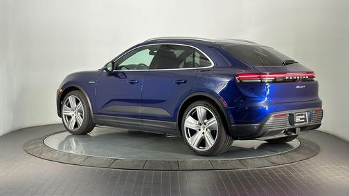 2024 Porsche Macan 