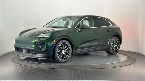 2025 Porsche Macan 4S