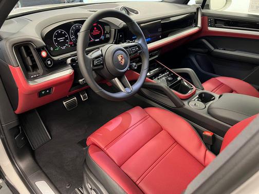 2026 Porsche Cayenne S