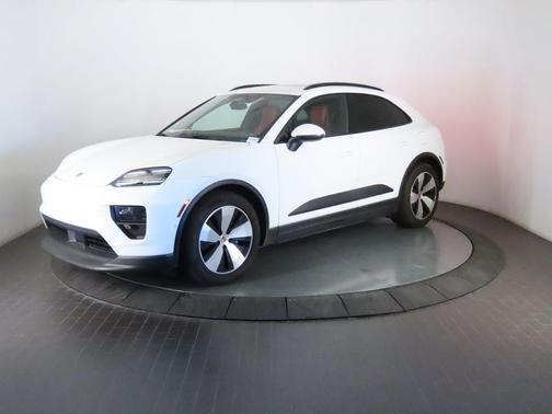 2024 Porsche Macan 4
