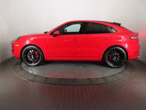 2025 Porsche Cayenne 