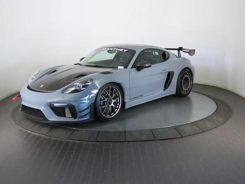 2025 Porsche 718 Cayman GT4 RS