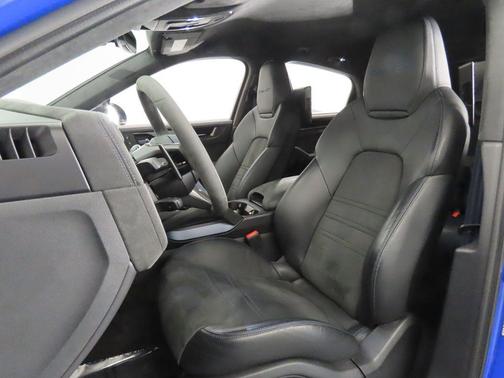 2024 Porsche Cayenne Turbo GT