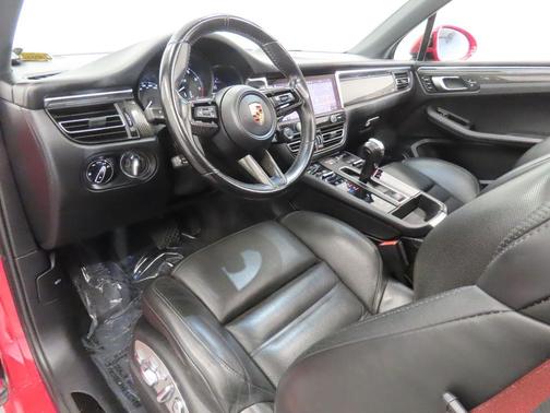 2022 Porsche Macan GTS