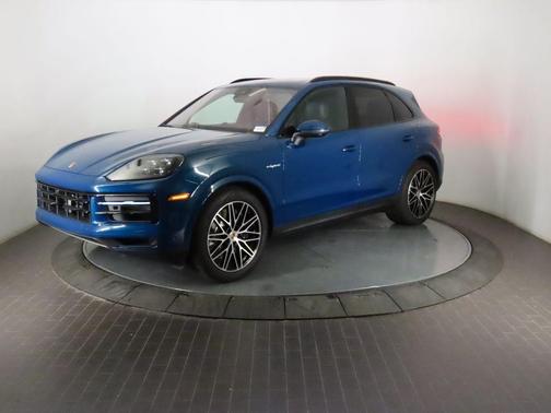 2026 Porsche Cayenne AWD