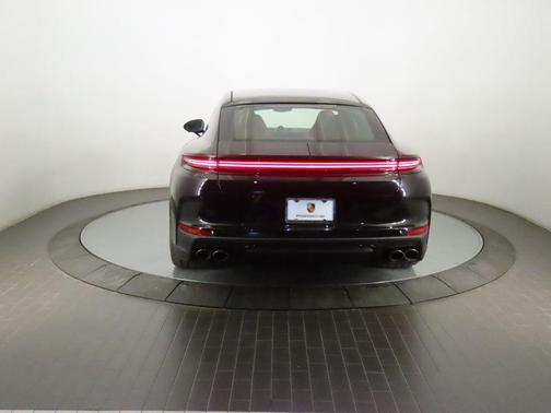 Jet Black Metallic 2026 Porsche Panamera Turbo