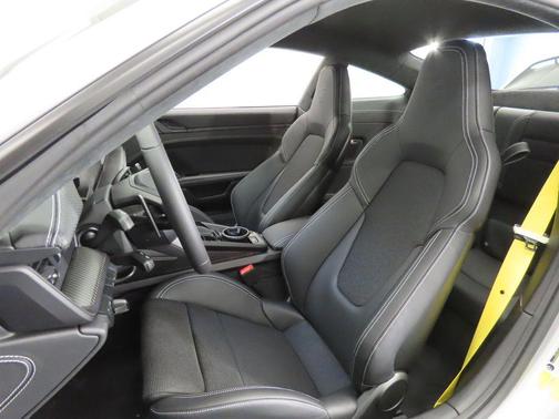 GT Silver Metallic 2026 Porsche 911 GT3