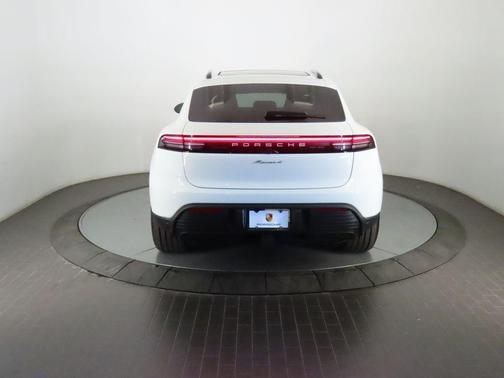 White 2026 Porsche Macan 4