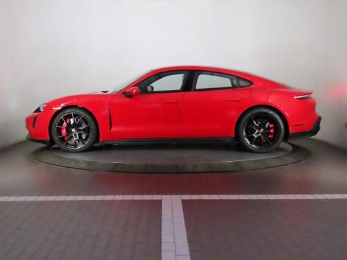 2023 Porsche Taycan GTS