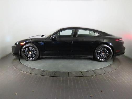 2023 Porsche Taycan GTS