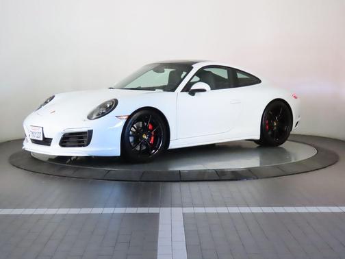 2017 Porsche 911 Carrera 4S