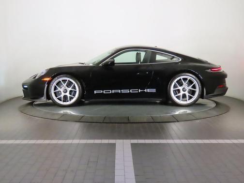 2024 Porsche 911 S/T