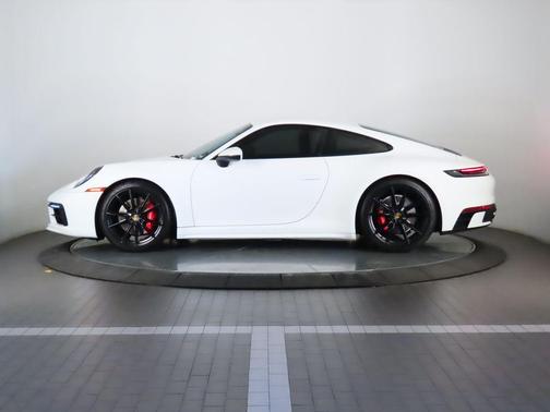 2020 Porsche 911 Carrera S