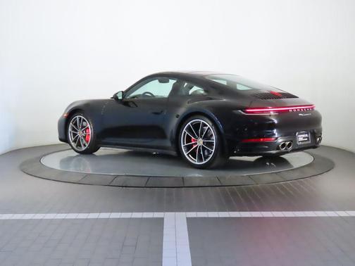 2020 Porsche 911 Carrera S