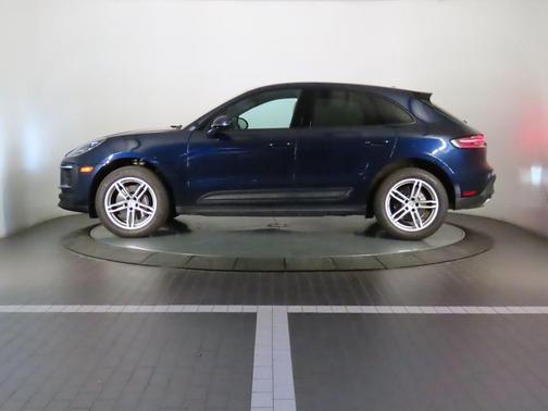 2023 Porsche Macan 