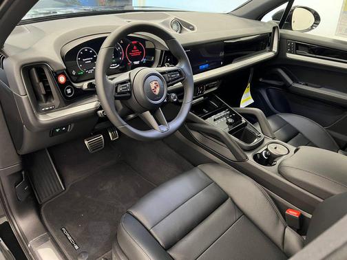 2026 Porsche Cayenne Cayenne S E-Hybrid