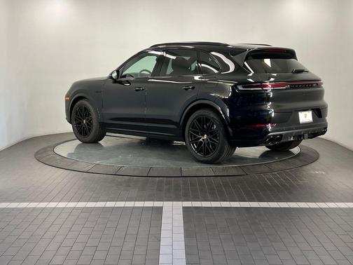 2026 Porsche Cayenne Cayenne S E-Hybrid