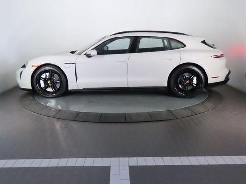 2024 Porsche Taycan GTS